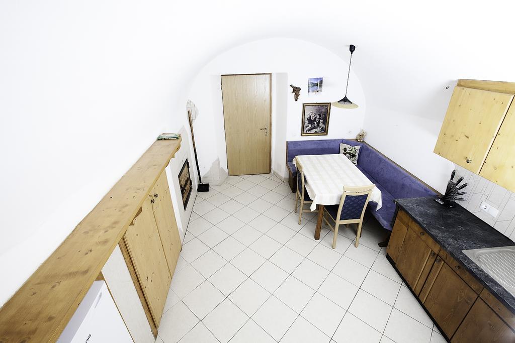 Hoelzlhof Brunico Exterior photo